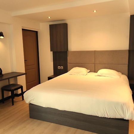 Modern'Hotel Valenciennes Esterno foto