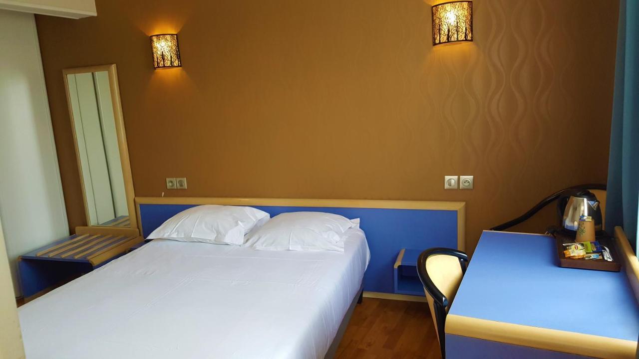 Modern'Hotel Valenciennes Esterno foto