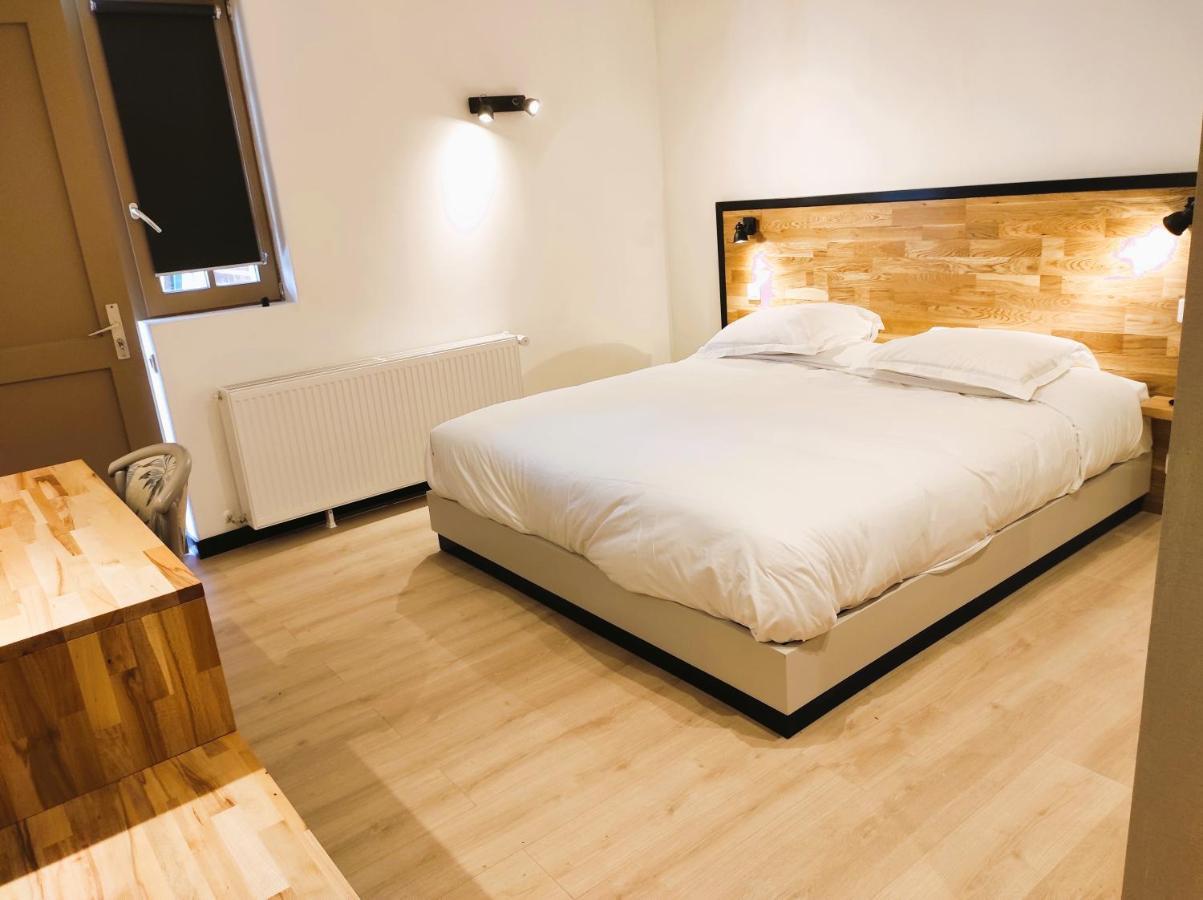 Modern'Hotel Valenciennes Esterno foto