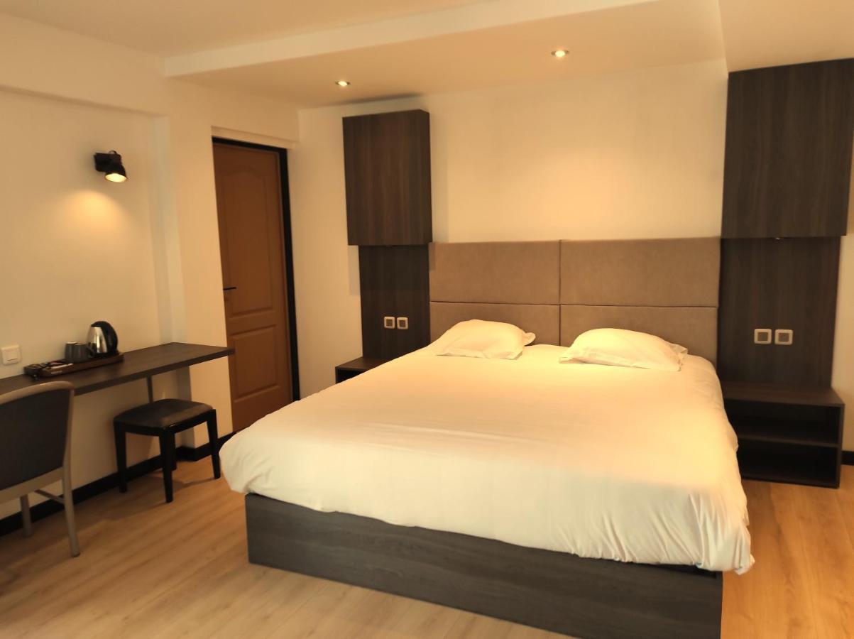 Modern'Hotel Valenciennes Esterno foto